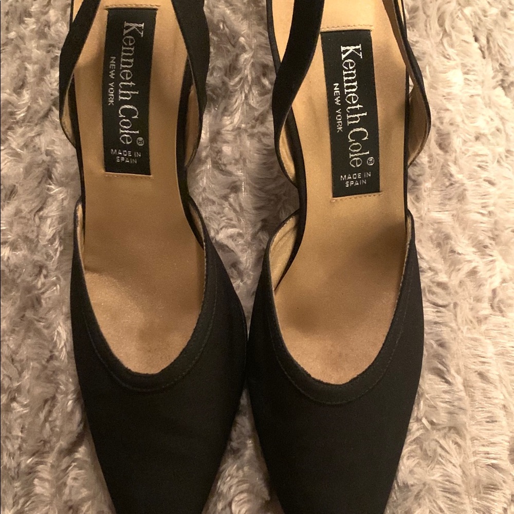 Kenneth Cole sandals